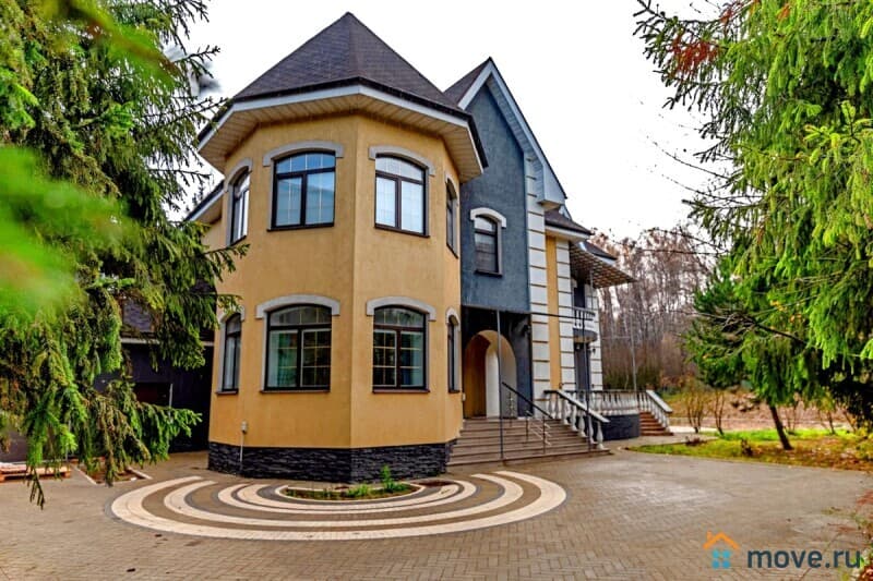 коттедж, 760 м&sup2;