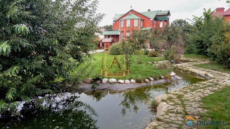 коттедж, 450 м&sup2;