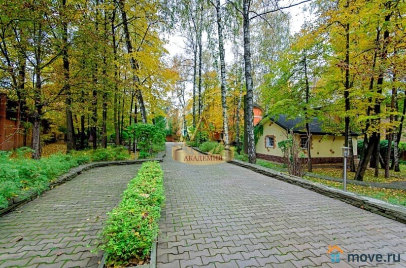 коттедж, 540 м&sup2;