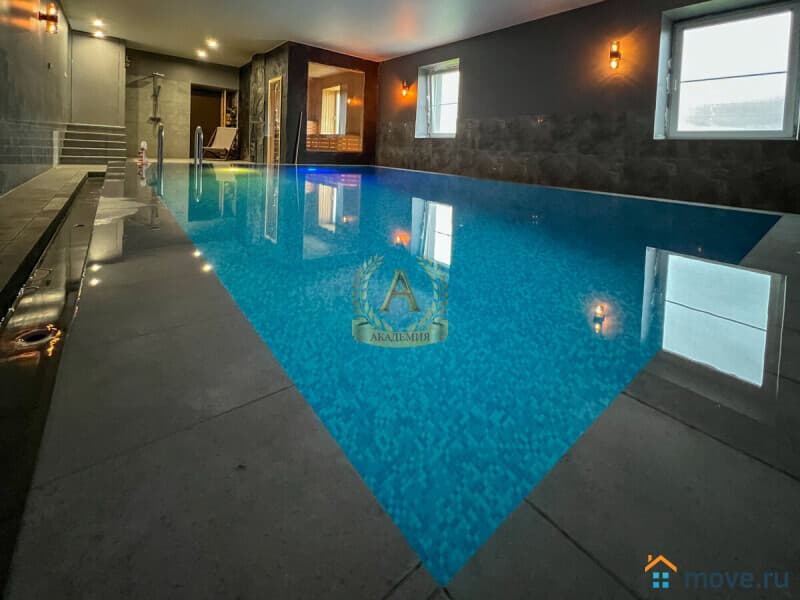коттедж, 500 м&sup2;