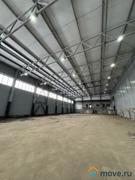 свободного назначения, 1400 м²