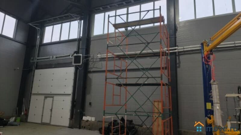 свободного назначения, 1400 м&sup2;