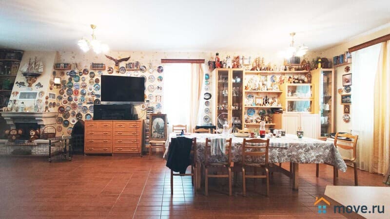 дом, 252 м&sup2;