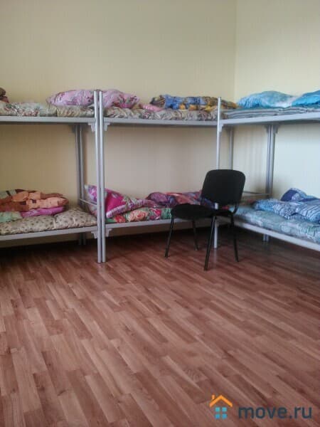 койко-место, 40 м²
