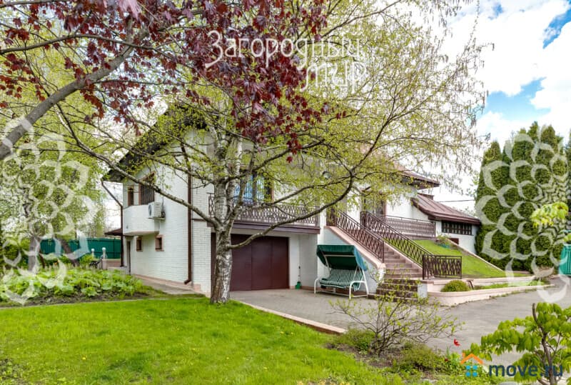 коттедж, 402 м&sup2;