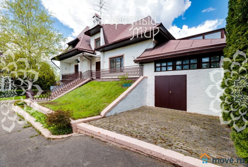 коттедж, 402 м&sup2;