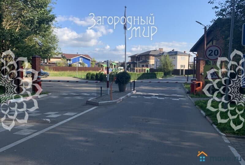 коттедж, 380 м²