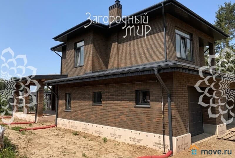 коттедж, 284 м&sup2;