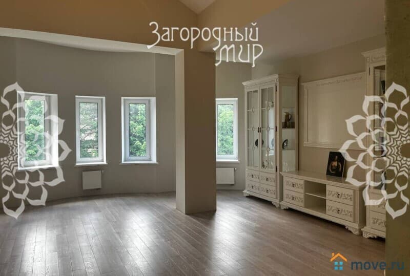 коттедж, 606 м&sup2;