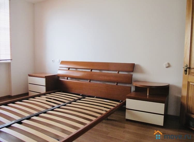 4-комн. квартира, 145 м²