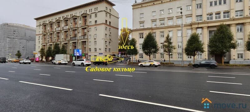 нежилое здание, 1800 м&sup2;