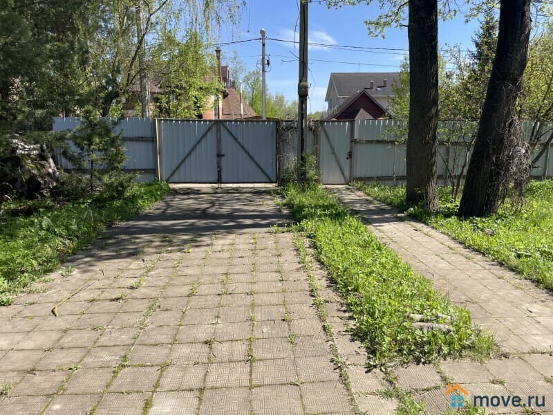 коттедж, 304 м²