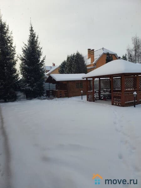 дом, 300 м&sup2;